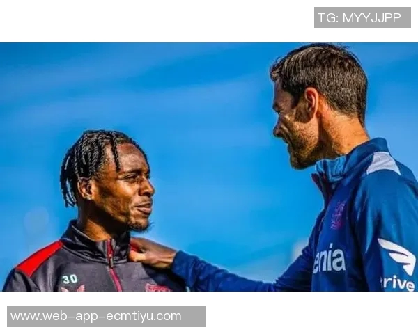 灵魂画手挑战赛维尔茨与弗林蓬联手画出神秘队友是谁呢