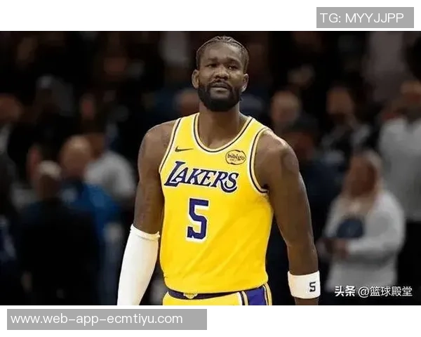 湖人和艾顿蜜月期的甜蜜背后潜藏逆境考验的真实挑战 湖人和艾顿蜜月期的甜蜜背后潜藏逆境考验的真实挑战