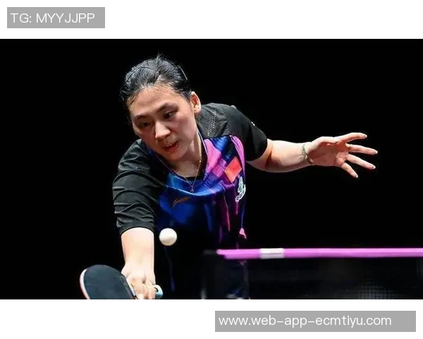 狄龙向记者诉说训练艰辛头部受伤彰显拼搏精神